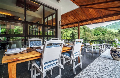 Bhimtal Villa | Spring Casa, Bhimtal By Ebony Stays – Luxury 4BHK Villa with Mountain View