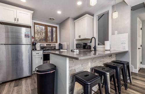 The Galena Territory Condo | Spring Creek Sanctuary 2BR Villa – Fireplace, Deck & Owners’ Club Access