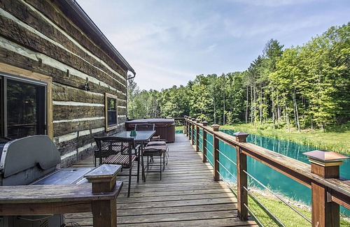 Bremen Cabin | SPRING IS IN THE AIR! BOOK YOUR SPRING GETAWAY NOW!