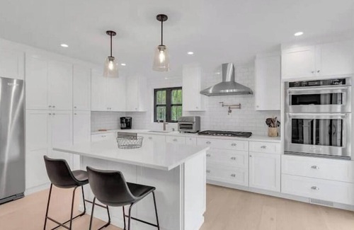 Spring Lake House | Spring Lake 4 bed/4 full bath