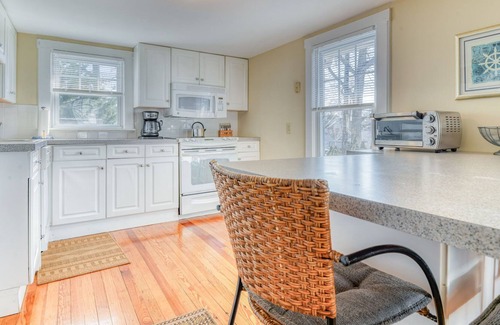 Spring Lake Cottage | Spring Lake Carriage House by Beautiful Beach