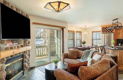 Park City Condo | Spring Skiing + Hot Tub Across from Deer Valley East!