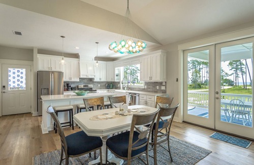 Carrabelle House | SPRING SPECIAL! "Rested & Ready" Charming, family-sized home with bay views
