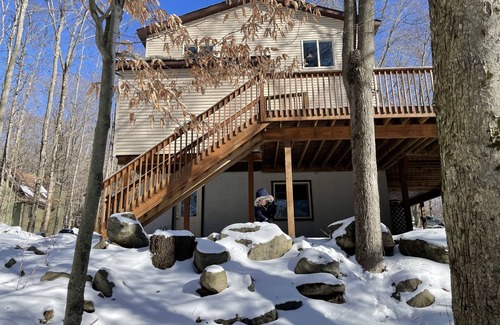 Lake Ariel House | Spring & Summer in the Poconos! Grill, Firepit, Hot Tub, Pools, Beach, Golf MORE