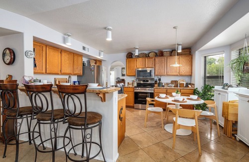 Peoria House | Spring Training! Amenities Galore! Heated Pool, Game Room, Putting Green