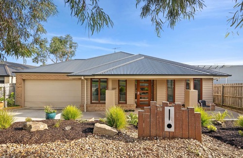 Torquay House | Spring Valley Haven with Serene Views Pet Friendly