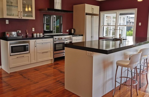 Springfield House | Springfield Lodge Close to Mountain bike park and golf course
