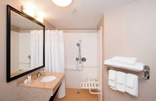 Crestline Heights Hotel | SpringHill Suites by Marriott Birmingham Colonnade