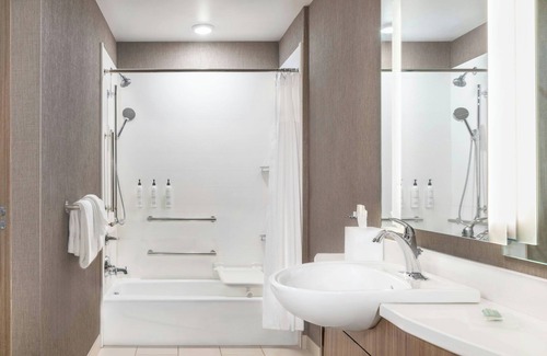 Holland Hotel | SpringHill Suites by Marriott Holland