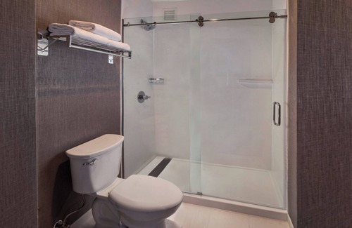 Herndon Hotel | SpringHill Suites by Marriott Herndon Reston