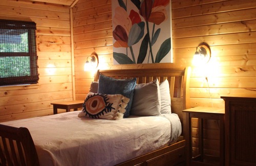 Leakey Cabin | Springs Cabin with water view, overlooking the beautiful Leakey Springs