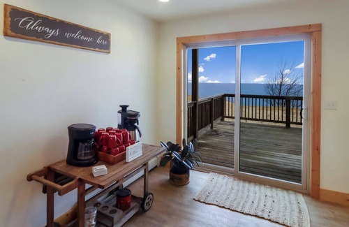 Frankfort House | Spruce at Lake Bluff Preserve-Lake Michigan Views-Sleeps 20