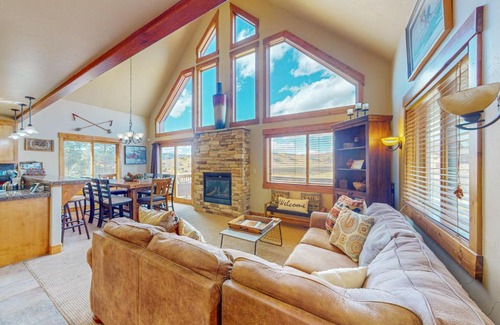 Innsbruck Val Moritz House | Spruce Chalet