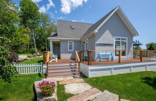 Boothbay Harbor House | Spruce Ledge by Sea Maine