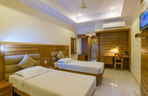 Irinjalakuda Hotel | Sree Gokulam Residency
