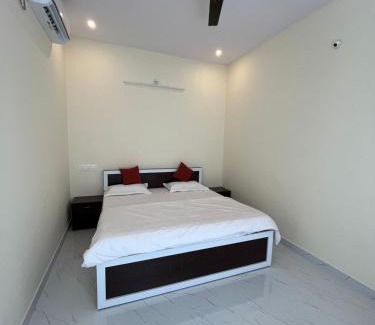 Vastare House | Sriram Guesthouse Chikmagaluru