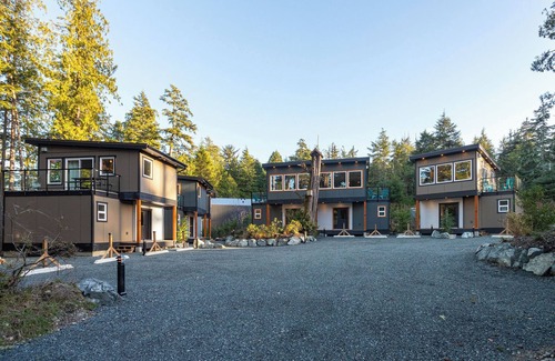 Ucluelet Cabin | SS#9-Windsurfer-Spring Cove, Terrace Beach, Hike