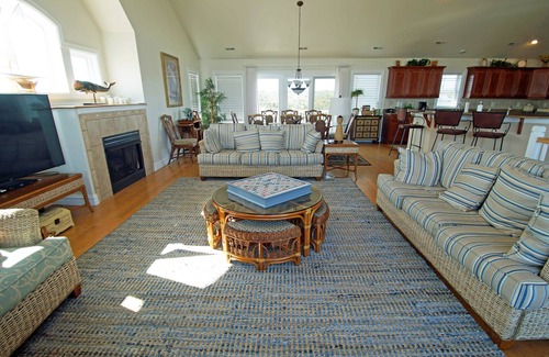 Kitty Hawk House | SS93- Semi-Oceanfront Home with 7 BRs and beautiful ocean views!