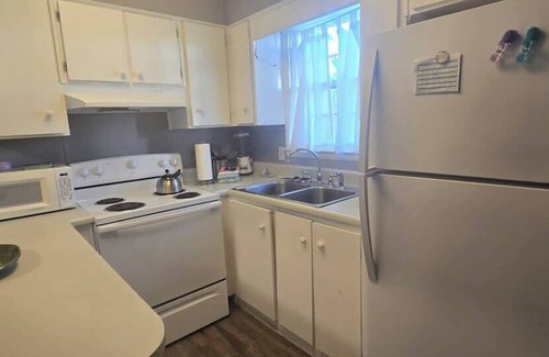 Saint Simons Island Apartment | SSI Beach on Butler # 2-Island Oasis