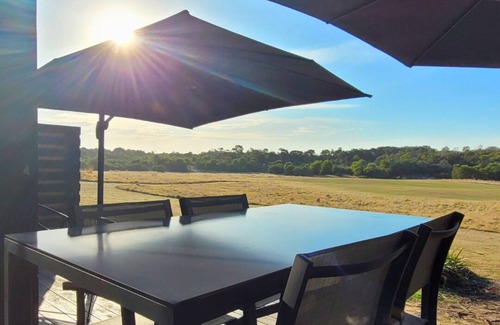 Fingal House | St Andrews Beach Golf Escape- entire townhouse, private on course location!
