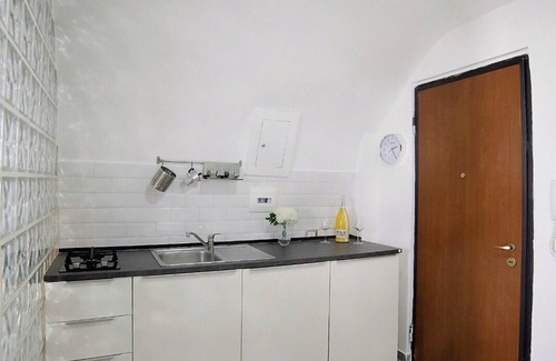 Quartieri Spagnoli House | St. Anne House