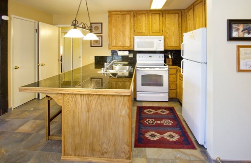 Mammoth Lakes Condo | St Anton Condos #24 (2-Bedroom) with Pool by RedAwning