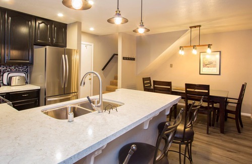 Mammoth Lakes Condo | St Anton Condos #50 (2-Bedroom) with Pool by RedAwning