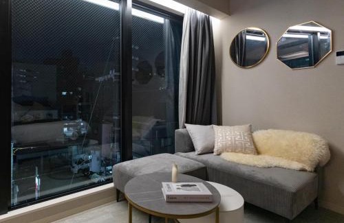 Naniwa Apartment | ST BLD Daikoku