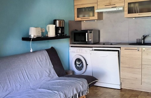 Saint-Cyprien Plage Apartment | St Cyprien Air-conditioned house near the beach with swimming pool