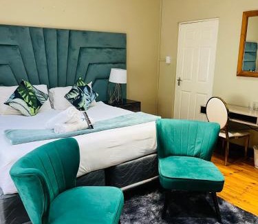 Waverley Bed & Breakfast | St Eve Lodge & Spa