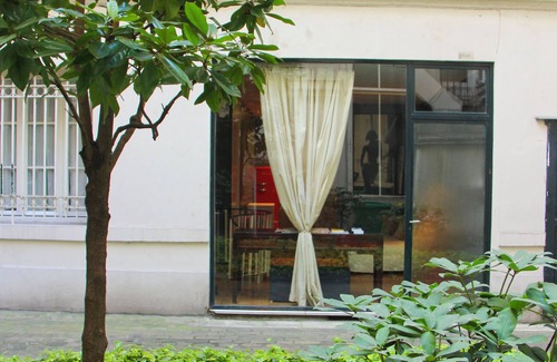 Saint-Thomas-d'Aquin Apartment | St Germain des Pres -10 minutes from Musée du Louvre and Jardin des Tuileries