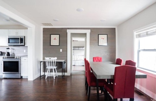 Williamstown House | St James Cottage near Ark Encounter