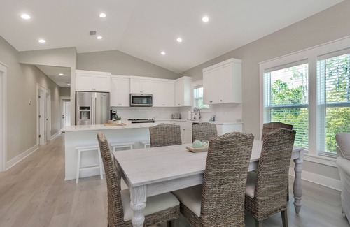 Port St. Joe House | St. Joe Bay Less Than Mile from Golf Club & Pool-Off the Grid Home