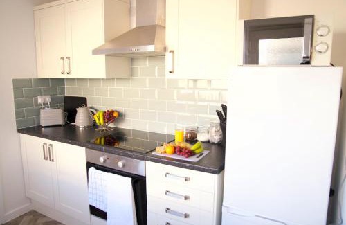 Doncaster Apartment | St Johns Hse-3BR-Sleeps 6-Fully Equipped-Workers-short, long stays