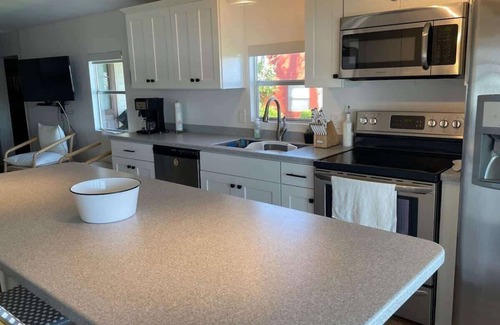 Welaka House | St Johns Riverfront Updated Spacious Home