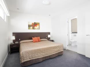 Saint Kilda South Apartment | St Kilda Central Apartments