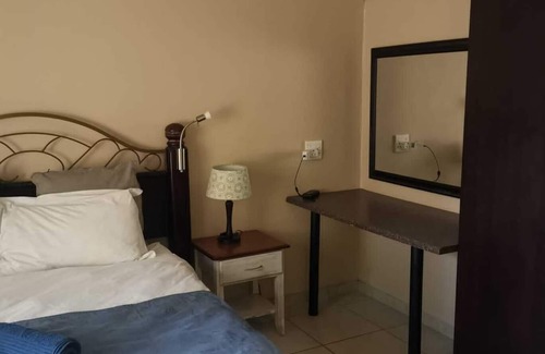 St. Lucia Cabin | St Lucia Safari Lodge Family Unit