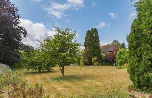 Moffat House | St Mary's House by Keepers Cottages