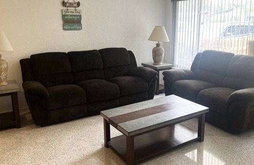 Disston Heights House | ★☆ St. Pete - Eat. Play. Swim. ENJOY!! ★☆