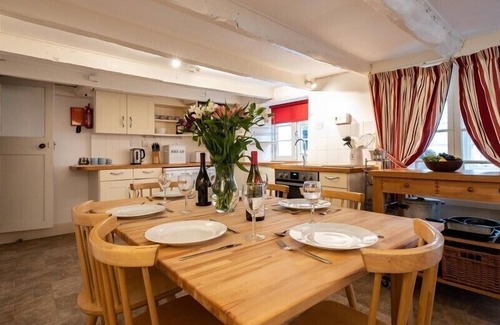 Port Isaac House | ST SAMSON, pet friendly, character holiday cottage in Port Isaac