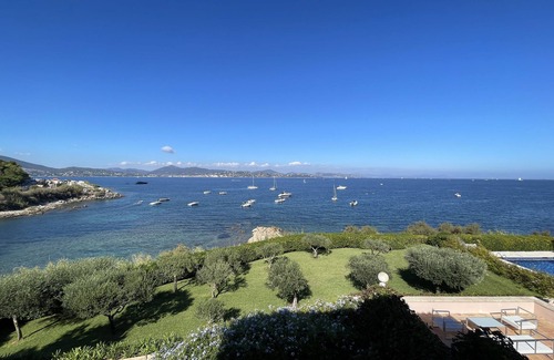 Saint-Tropez Villa | St-Tropez✨Villa Panoramic seaview ☀️Byblos(3min by foot) beach private access