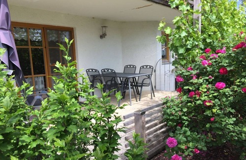 Unterfinning House | St. Willibald Comfortable holiday residence