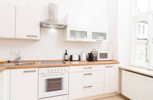 Innere Stadt Apartment | Staatsoper Business Suite