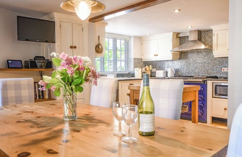 Bridport Cottage | STABLE COTTAGE, family friendly, with a garden in Burton Bradstock