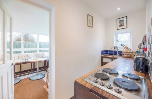 Saxmundham Apartment | Stable Cottage, Saxmundham