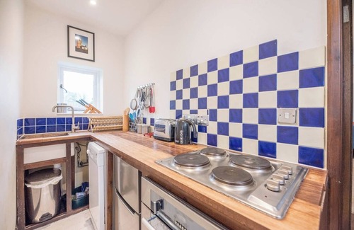 Saxmundham Apartment | Stable Cottage, Saxmundham