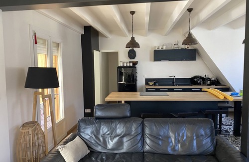 Begles House | Stable near Bordeaux with swimming pool