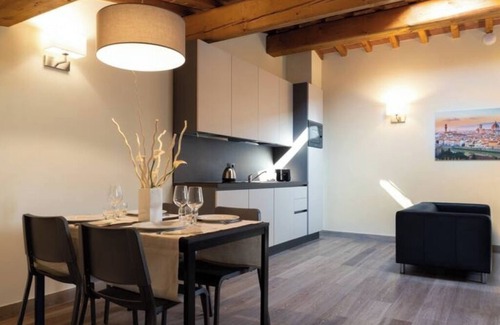 Novoli - San Donato Apartment | Stables 3 | Apartment Villa Carobbi