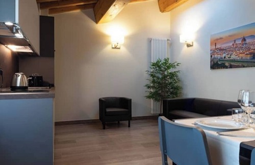 Novoli - San Donato Apartment | Stables 4 | Apartment Villa Carobbi