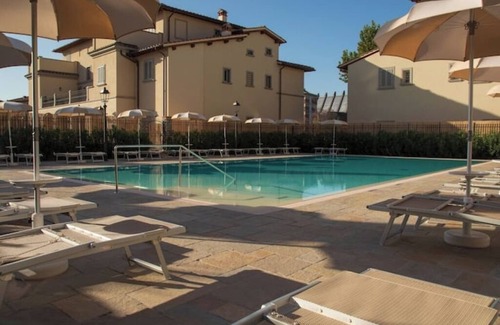 Novoli - San Donato Apartment | Stables 4 | Apartment Villa Carobbi